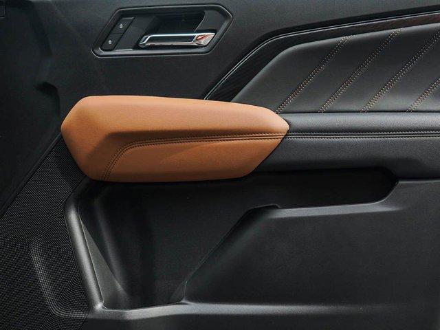 new 2025 GMC Canyon car, priced at $45,998