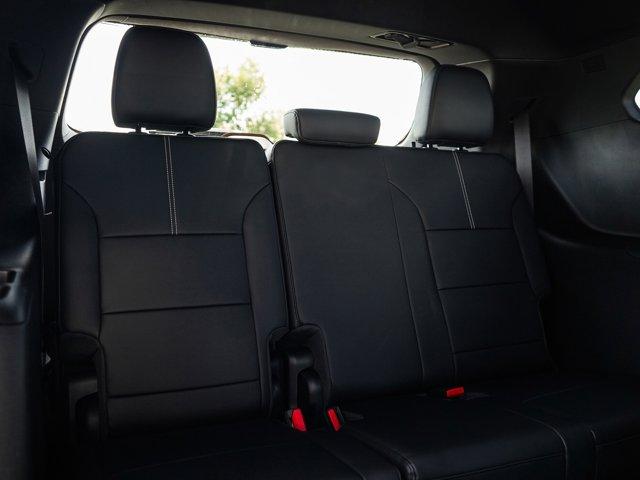 new 2026 GMC Acadia car, priced at $49,498