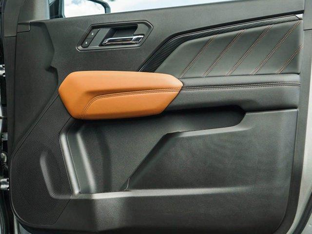 new 2025 GMC Canyon car, priced at $49,998