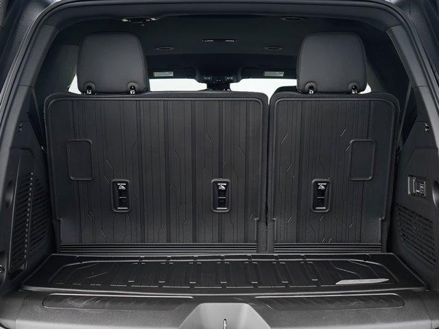 new 2025 GMC Yukon car, priced at $72,998
