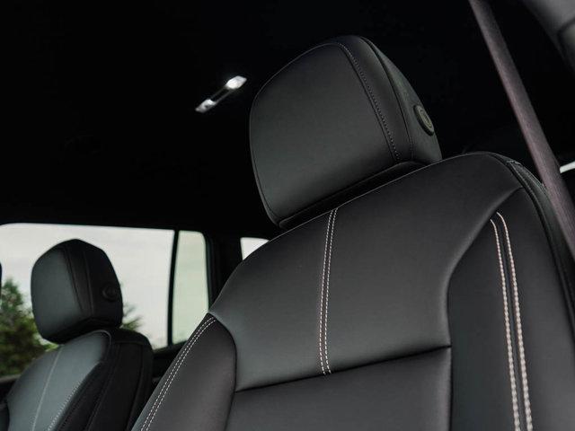 new 2025 GMC Acadia car, priced at $46,198