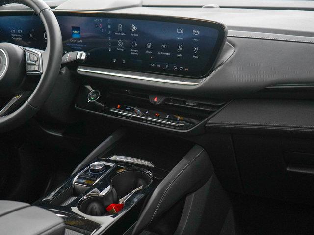used 2025 Buick Envision car, priced at $32,000