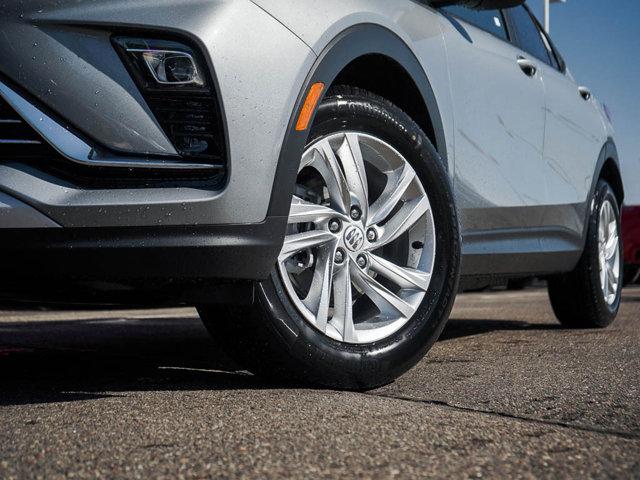 new 2025 Buick Envista car, priced at $26,298
