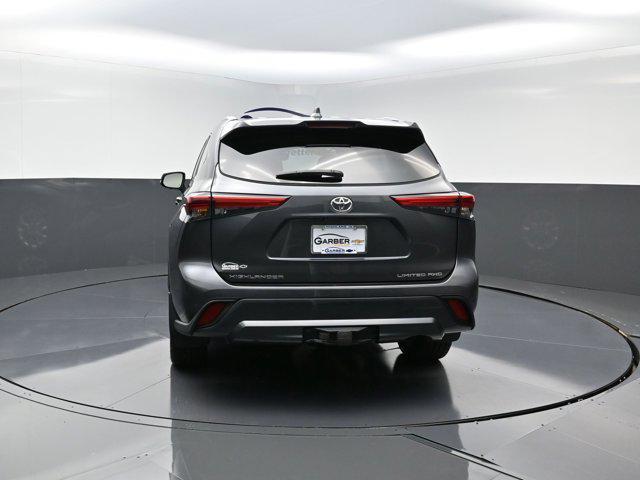 used 2023 Toyota Highlander car, priced at $39,850