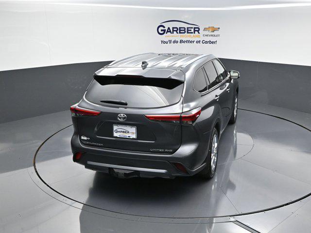 used 2023 Toyota Highlander car, priced at $39,850