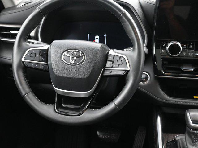 used 2023 Toyota Highlander car, priced at $39,850