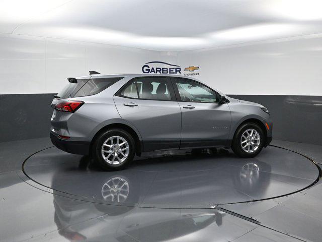 used 2023 Chevrolet Equinox car, priced at $21,350