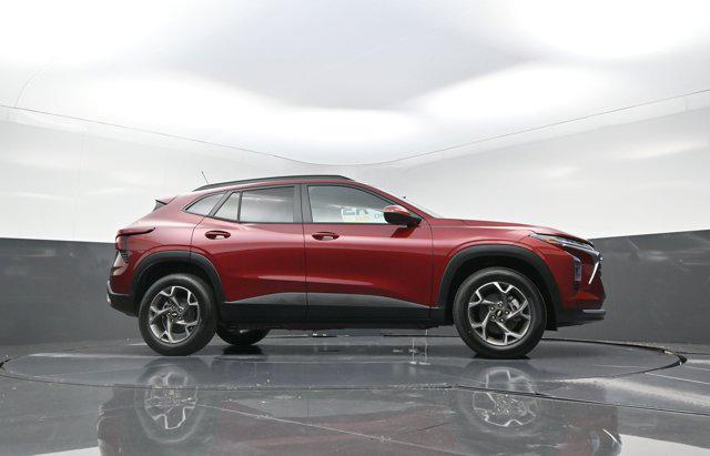 new 2025 Chevrolet Trax car, priced at $24,345