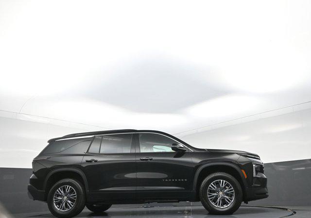 new 2026 Chevrolet Traverse car, priced at $42,508