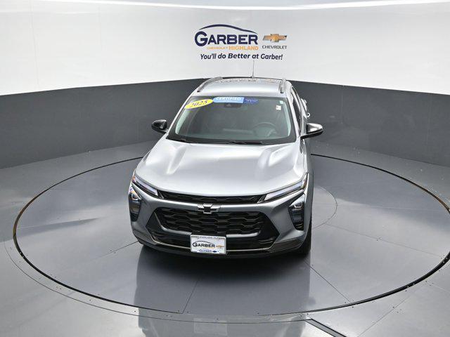 used 2025 Chevrolet Trax car, priced at $26,998
