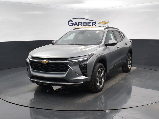 new 2025 Chevrolet Trax car, priced at $24,135