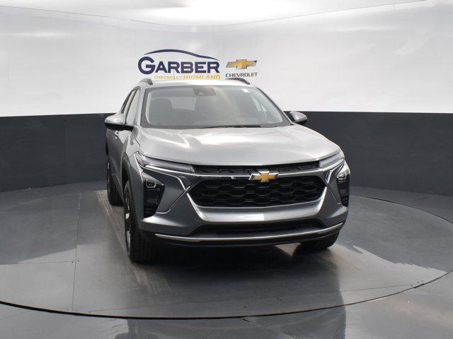 new 2025 Chevrolet Trax car, priced at $24,135