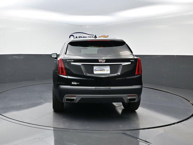 used 2025 Cadillac XT5 car, priced at $41,397