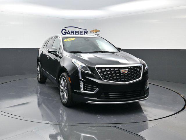 used 2025 Cadillac XT5 car, priced at $41,397