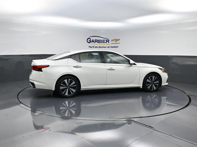 used 2022 Nissan Altima car, priced at $19,550