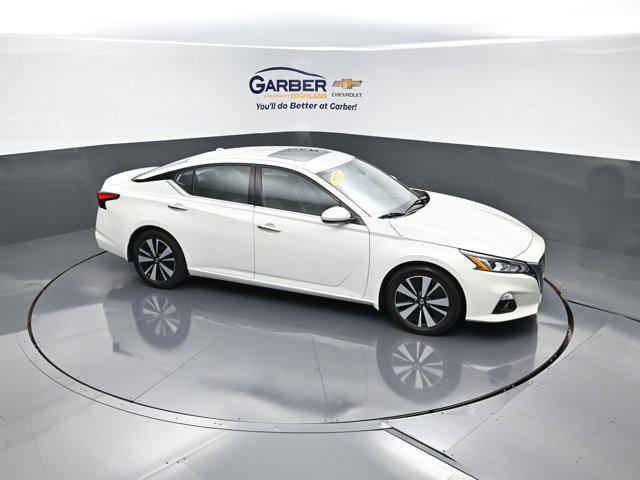 used 2022 Nissan Altima car, priced at $19,550