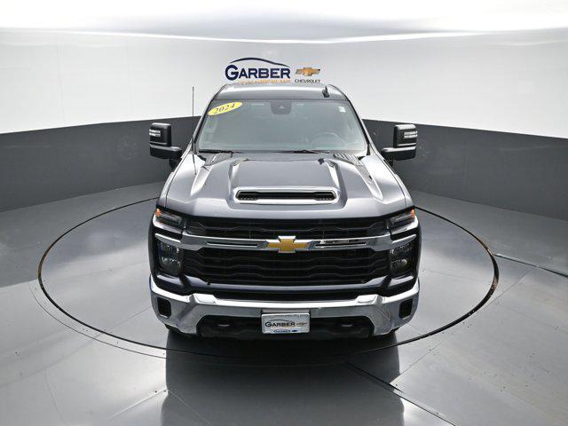 used 2024 Chevrolet Silverado 2500 car, priced at $55,387
