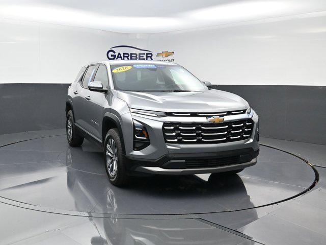 used 2026 Chevrolet Equinox car, priced at $26,818