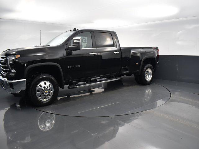 new 2025 Chevrolet Silverado 3500 car, priced at $85,925