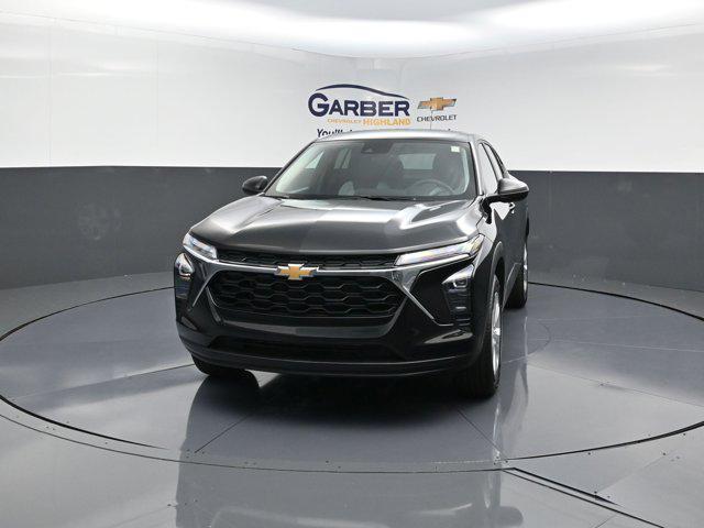 new 2025 Chevrolet Trax car, priced at $21,895