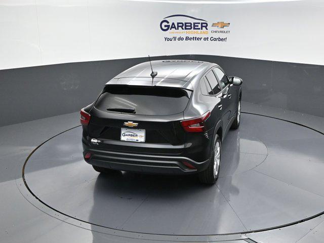new 2025 Chevrolet Trax car, priced at $21,895