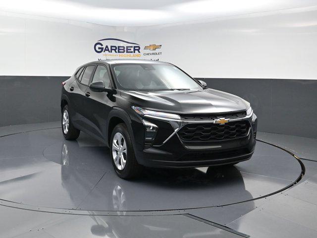new 2025 Chevrolet Trax car, priced at $21,895