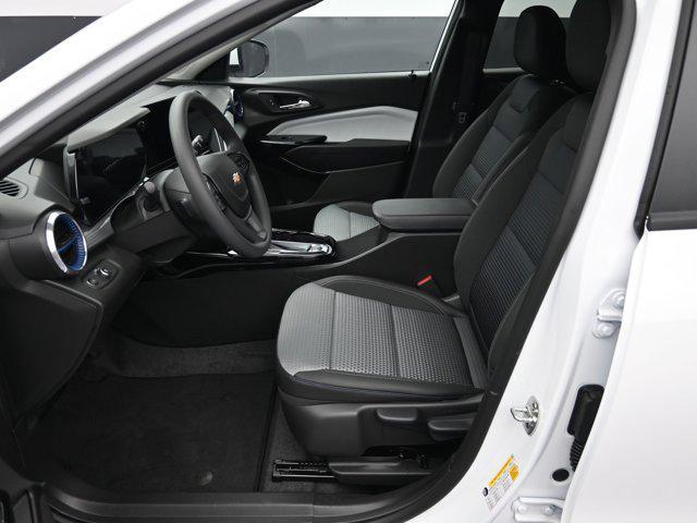 new 2025 Chevrolet Trax car, priced at $24,095