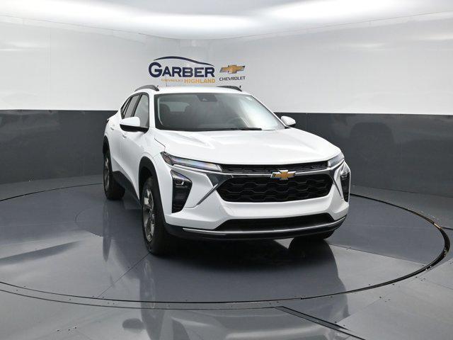 new 2025 Chevrolet Trax car, priced at $24,095