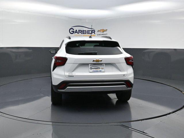 new 2025 Chevrolet Trax car, priced at $24,095