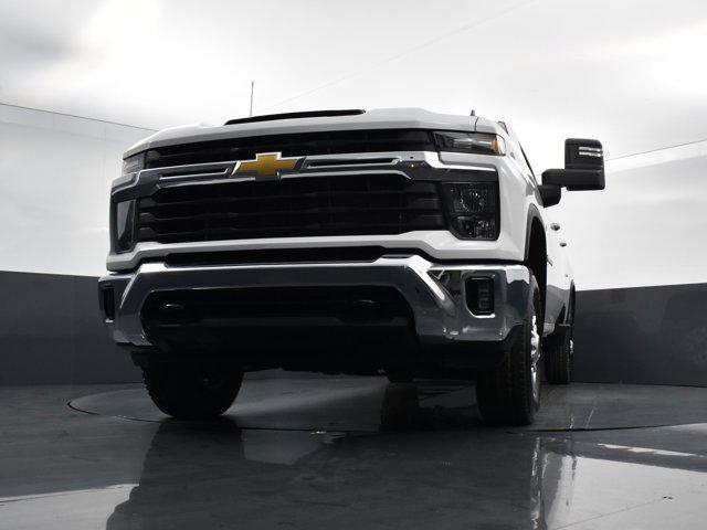 new 2025 Chevrolet Silverado 2500 car, priced at $59,555