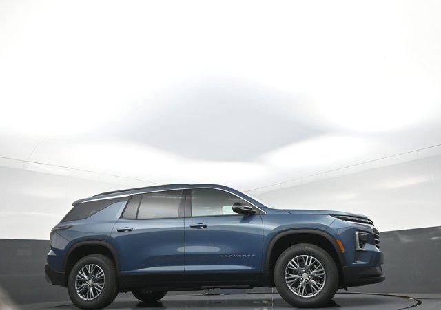 new 2026 Chevrolet Traverse car, priced at $42,213