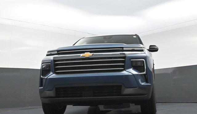 new 2026 Chevrolet Traverse car, priced at $42,213