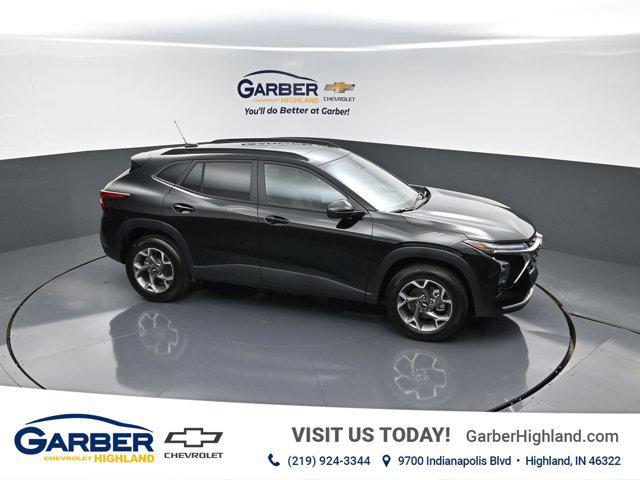 new 2025 Chevrolet Trax car, priced at $24,083