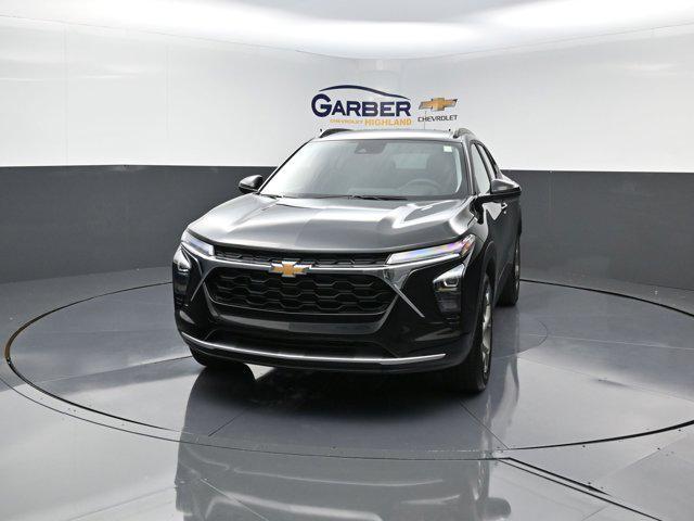new 2025 Chevrolet Trax car, priced at $24,083