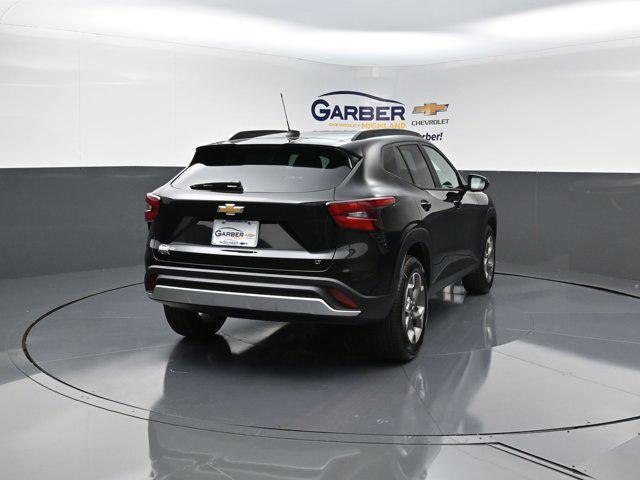 new 2025 Chevrolet Trax car, priced at $24,083