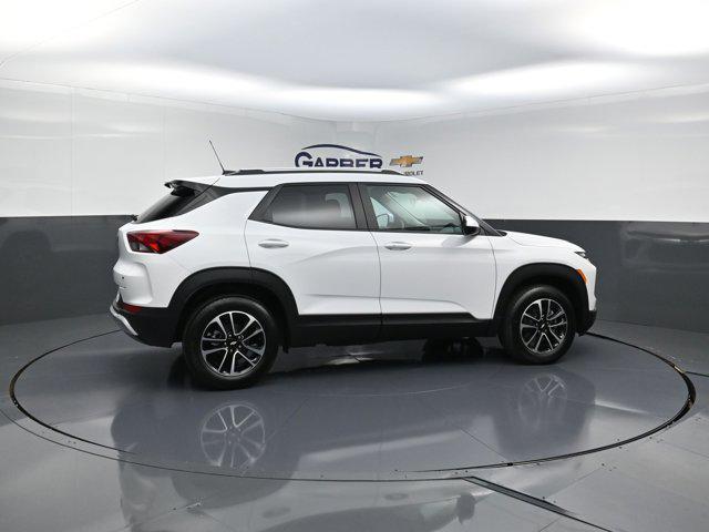 new 2026 Chevrolet TrailBlazer car, priced at $27,474