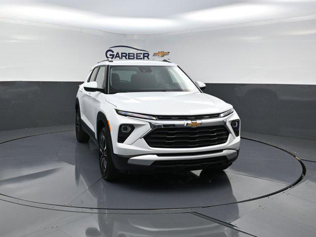 new 2026 Chevrolet TrailBlazer car, priced at $27,474