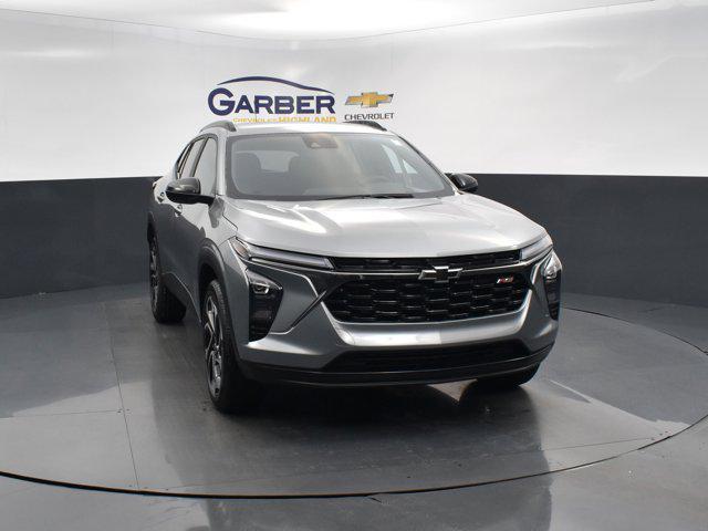 new 2025 Chevrolet Trax car, priced at $25,244