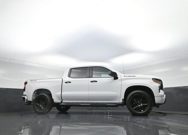 new 2025 Chevrolet Silverado 1500 car, priced at $46,568