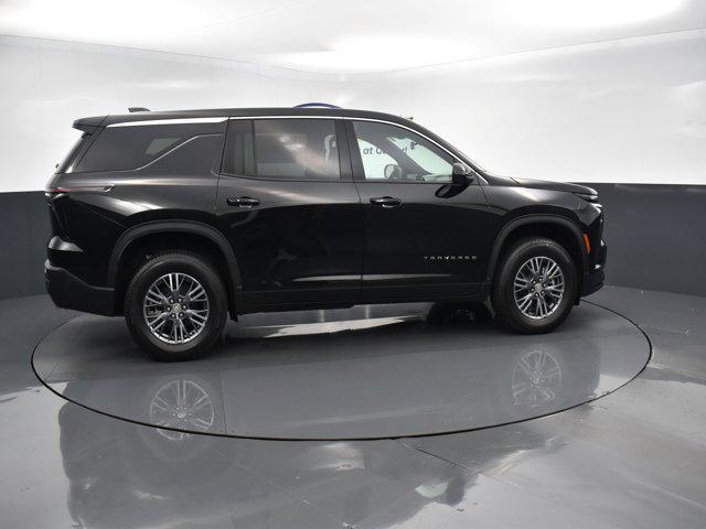 new 2024 Chevrolet Traverse car, priced at $37,585