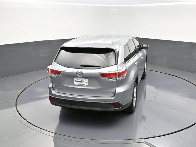 used 2014 Toyota Highlander car, priced at $13,950