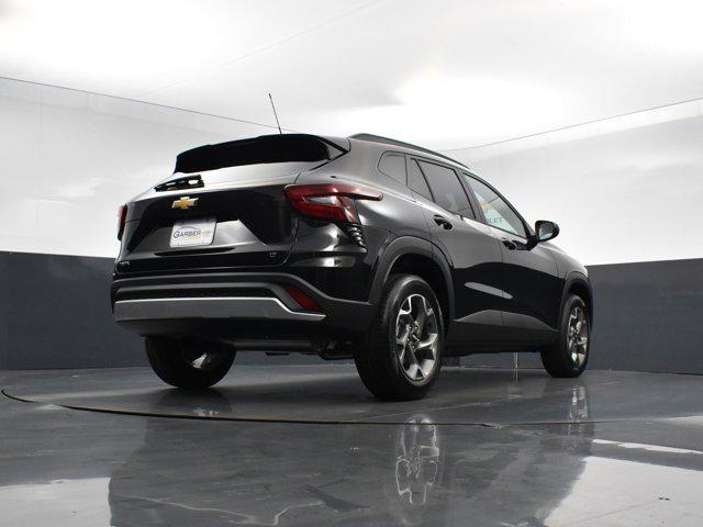 new 2025 Chevrolet Trax car, priced at $24,735