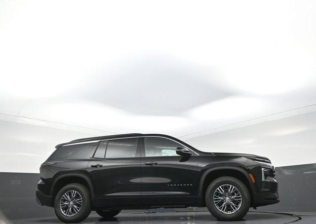 new 2026 Chevrolet Traverse car, priced at $42,116