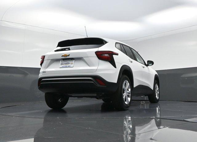 new 2025 Chevrolet Trax car, priced at $22,145