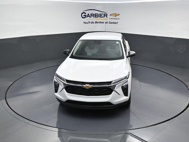 new 2025 Chevrolet Trax car, priced at $22,145