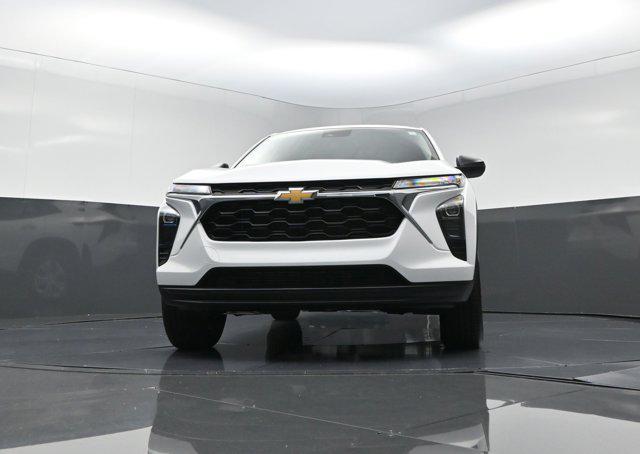 new 2025 Chevrolet Trax car, priced at $22,145