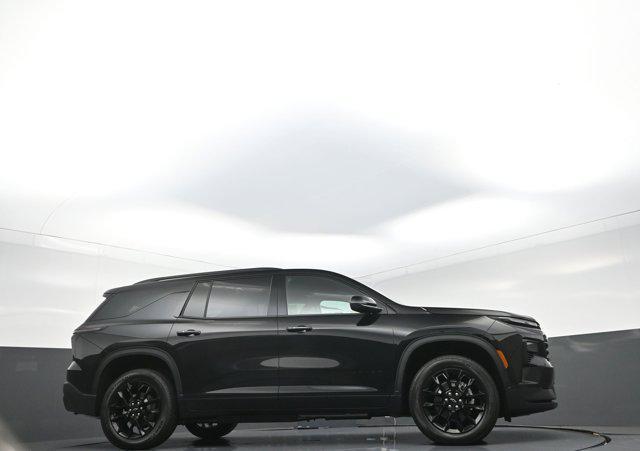 new 2026 Chevrolet Traverse car, priced at $44,196