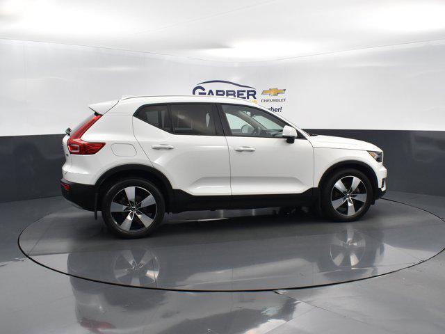 used 2019 Volvo XC40 car, priced at $17,500