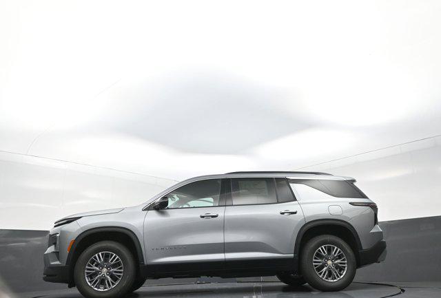 new 2026 Chevrolet Traverse car, priced at $40,213