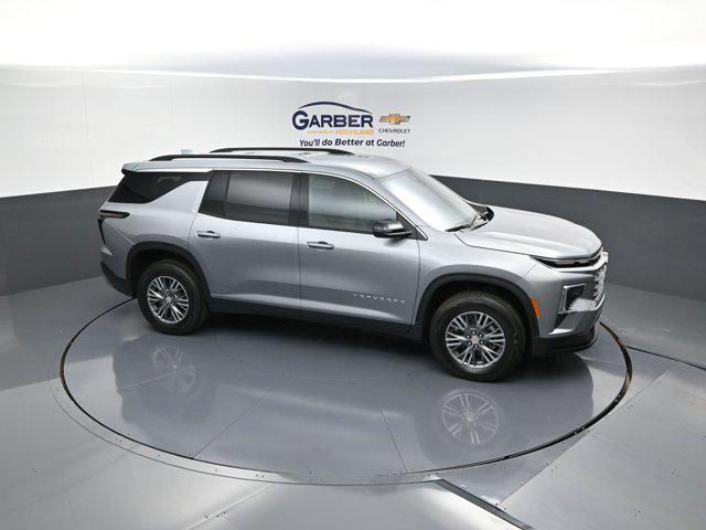 new 2025 Chevrolet Traverse car, priced at $41,560